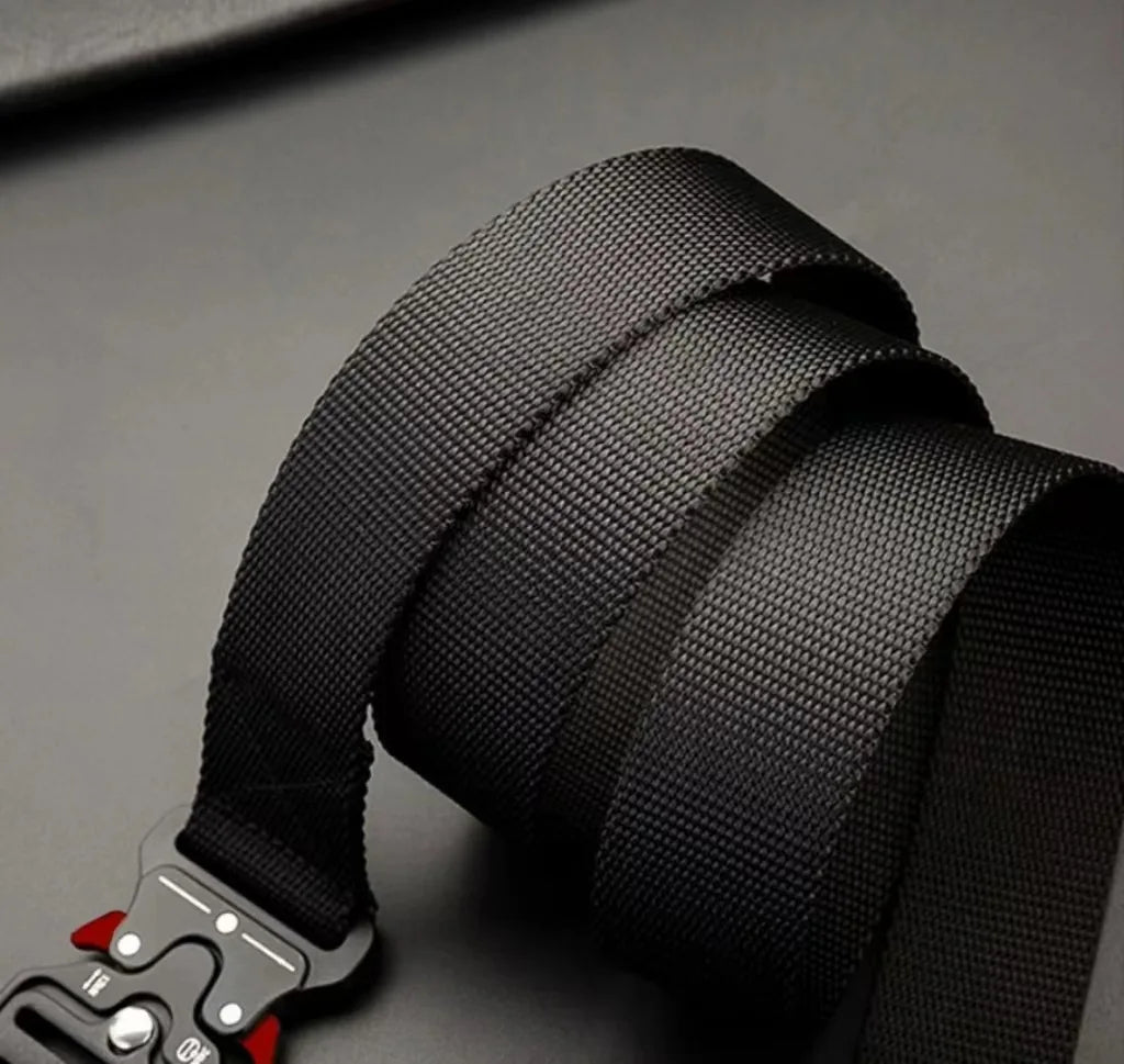 Men's Tactical Quick-Release Belt with Keychain Carabiner