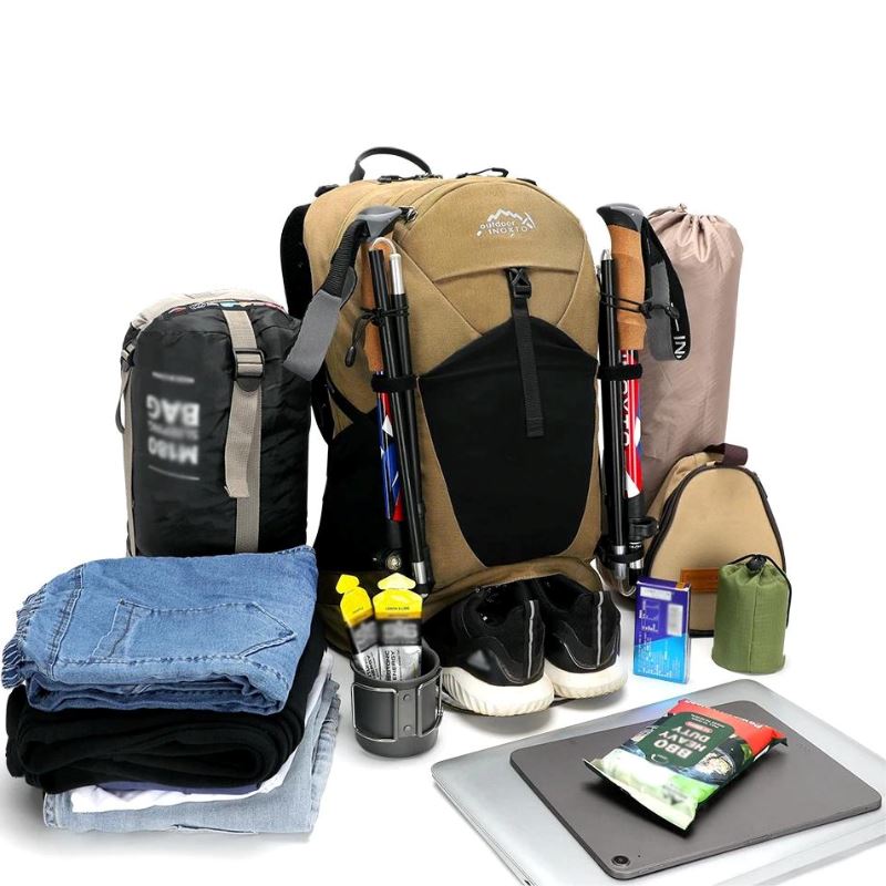 Mochila Impermeable para Montañismo 35L - TrekShield Max