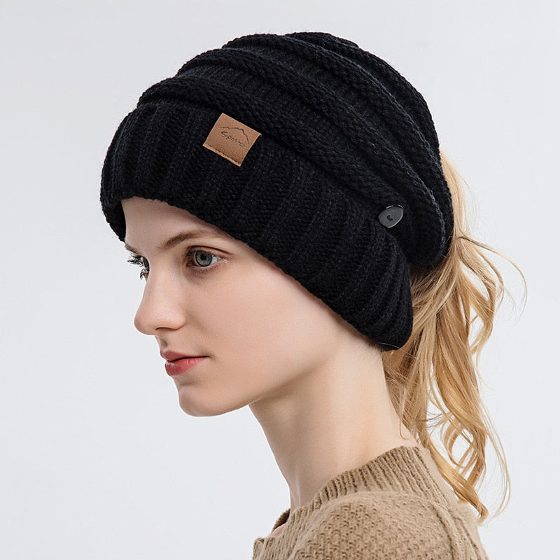 GORRO TÉRMICO CON ABERTURA PARA CABELLO