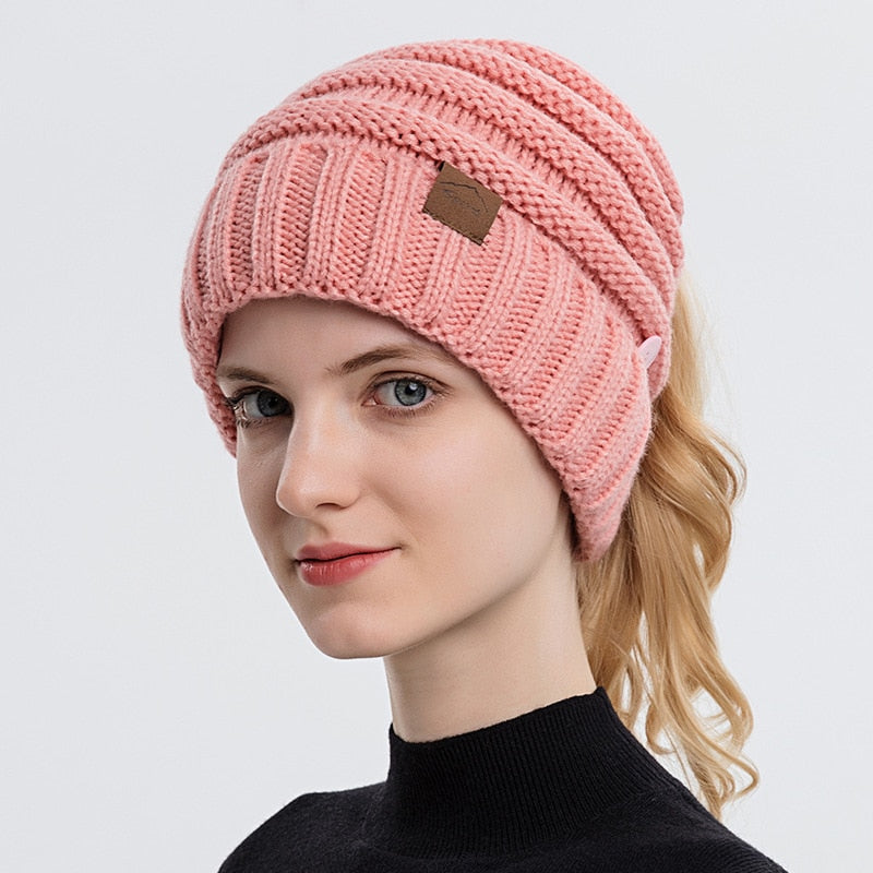 GORRO TÉRMICO CON ABERTURA PARA CABELLO
