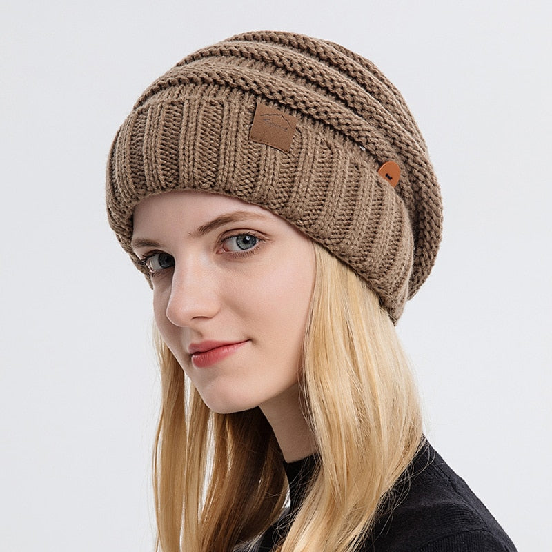 GORRO TÉRMICO CON ABERTURA PARA CABELLO